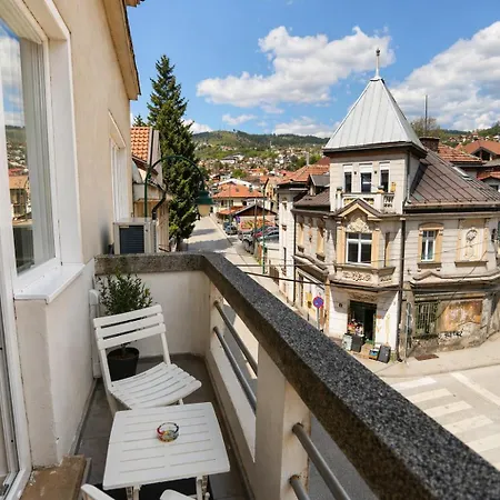Urban Getaway With Free Parking *